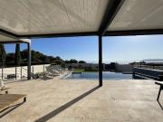 Villa avec piscine et terrasse