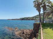 Villa avec piscine et terrasse