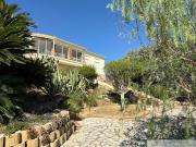 Villa avec piscine et terrasse