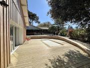 Villa avec piscine et jardin
