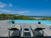 Villa avec piscine et terrasse