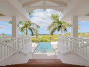 Villa avec piscine et terrasse