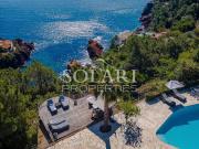 Villa avec piscine et terrasse