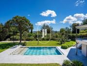 Villa avec piscine et terrasse