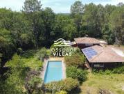 Villa avec piscine et jardin