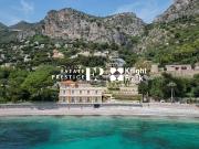 Villa avec piscine et terrasse