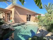 Villa avec piscine et terrasse