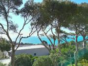 Villa avec piscine et terrasse