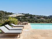 Villa avec piscine et terrasse