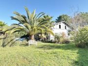 Villa avec piscine et terrasse