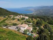 Villa avec piscine et terrasse