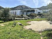 Villa avec piscine et jardin