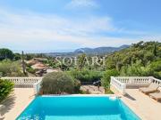 Villa avec piscine et vue mer à Mandelieu la Napoule