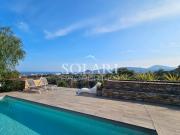 Villa avec piscine et vue panoramique mer