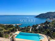 Villa avec piscine et vue mer panoramique à Theoule Baie...