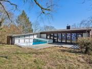 Villa avec piscine et vue sur le lac de Neuchâtel |...