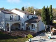 Villa avec piscine sans voisins, 3 salle de bains, 4...