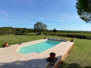 Villa avec piscine, vue dégagée et jardin de 3000m2