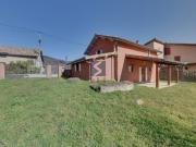 Ardèche: Ancienne bergerie rénovée sur terrain arboré...