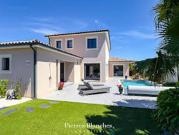 Villa avec terrasse