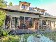 Villa avec terrasse