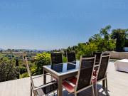 Villa avec vue dégagée, quartier prestigieux