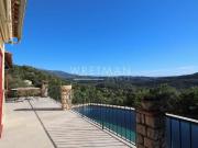 Villa avec vue panoramique et piscine Montauroux 150m²...