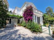 Villa belle époque centre ville de Menton avec vue mer