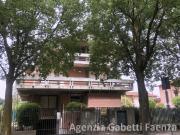 Villa bifamiliare 10 vani 730mq