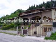 Villa bifamiliare 11 vani 630mq