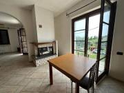 Villa Bifamiliare con giardino a Ortonovo