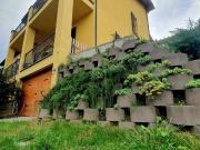 Villa Bifamiliare con giardino a Stradella