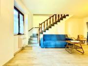 Villa Bifamiliare con giardino, Pietrasanta marina di