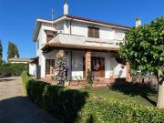 Villa Bifamiliare di 140 mq a Fregene, Maccarese, Le...