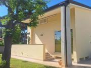 Villa bifamiliare in affitto a Camaiore