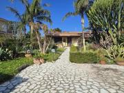 Villa bifamiliare in affitto a Carini via del Cipresso