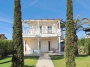 Villa Bifamiliare in affitto a Forte dei Marmi via...