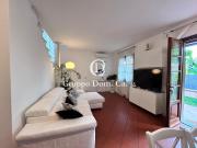 Villa Bifamiliare in affitto a Forte dei Marmi via...