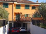 Villa bifamiliare in affitto a Frascati via di Colle Pizzuto