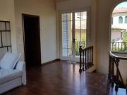 Villa bifamiliare in affitto a Lucca