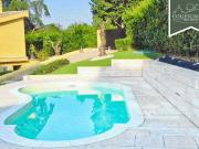 Villa Bifamiliare in affitto a Riano località Colle...
