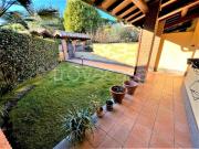 Villa bifamiliare in affitto a Roma via Augusto...