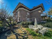 Villa bifamiliare in affitto a Roma via Ecateo di...