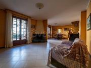 Villa Bifamiliare in affitto a Valverde via Alessandro...