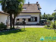 Villa bifamiliare in vendita a Biassono