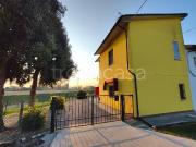 Villa bifamiliare in vendita a Bondeno via Enrico Fermi,...