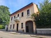 Villa bifamiliare in vendita a Busto Arsizio via Antonio...