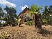 Villa bifamiliare in vendita a Caltanissetta