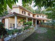 Villa bifamiliare in vendita a Campagnano Di Roma