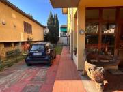 Villa bifamiliare in vendita a Campi Bisenzio